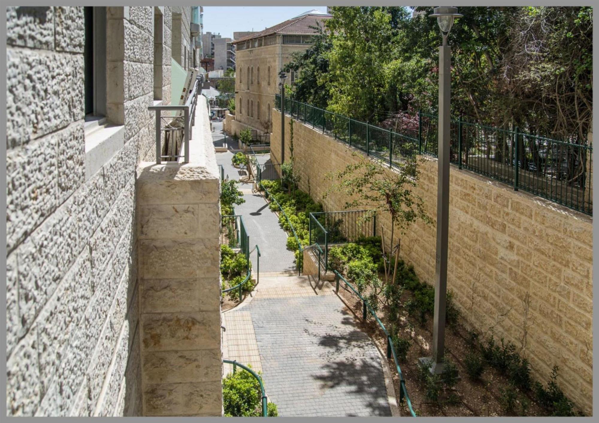 Kook Isrentals - Aparthotels In City Center Jerusalem Exteriör bild