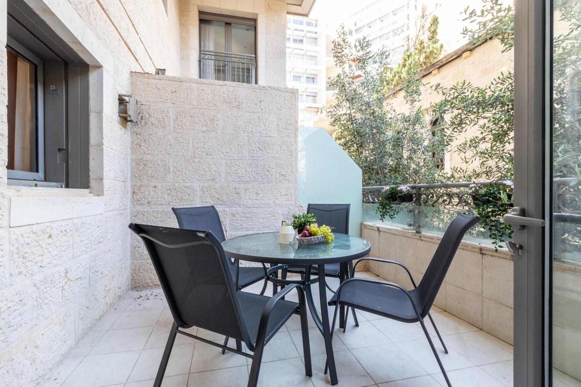 Kook Isrentals - Aparthotels In City Center Jerusalem Exteriör bild